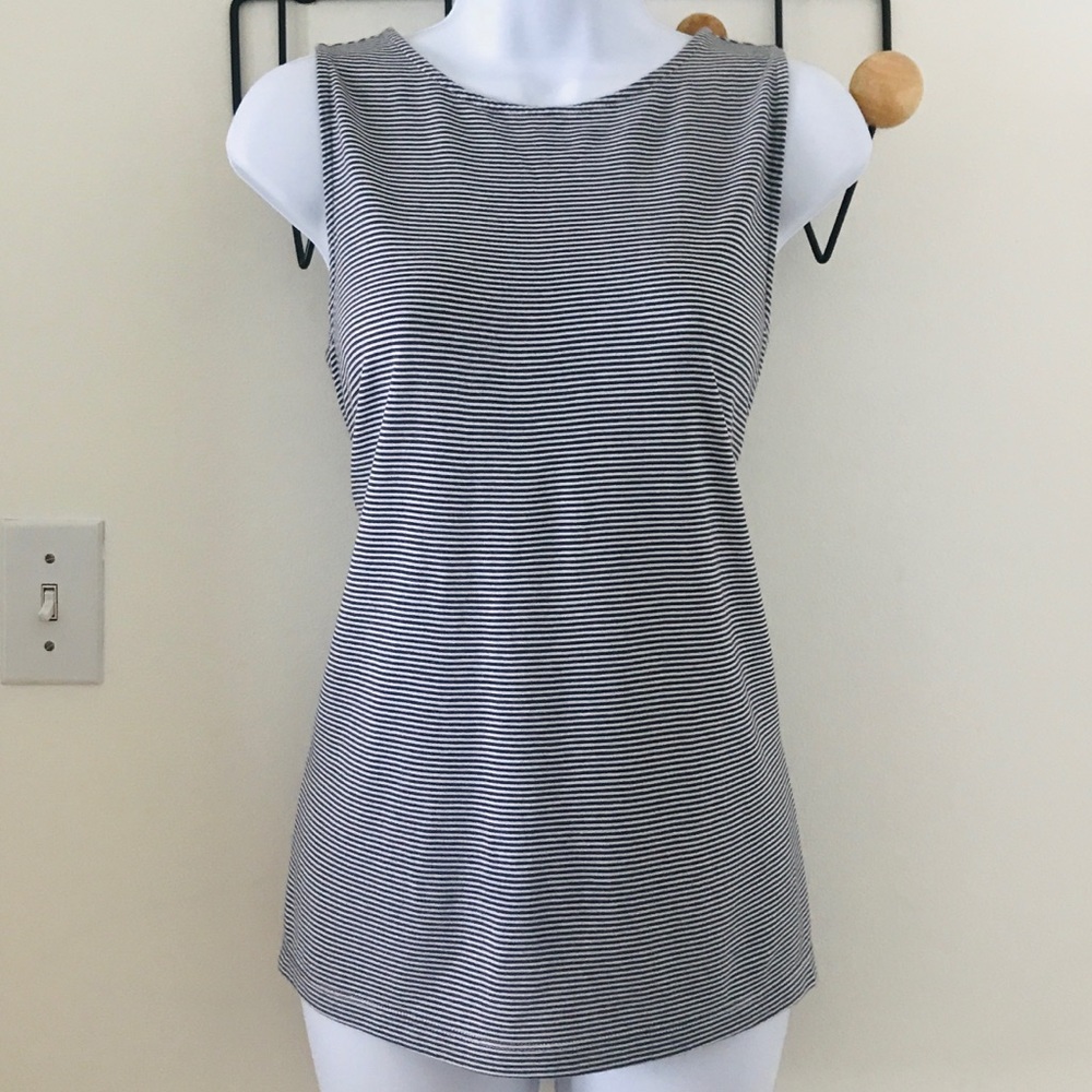 LOFT swing style tie back striped blouse